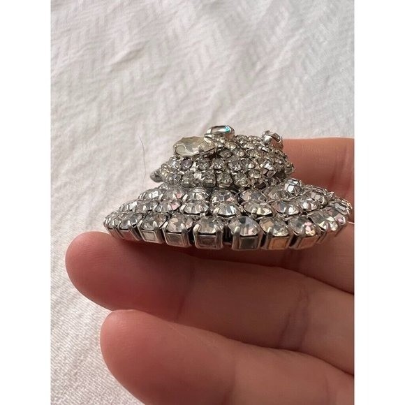 Vintage Brooch Clear Faceted Crystals Chunky Over The Top 3D Beauty 2″D