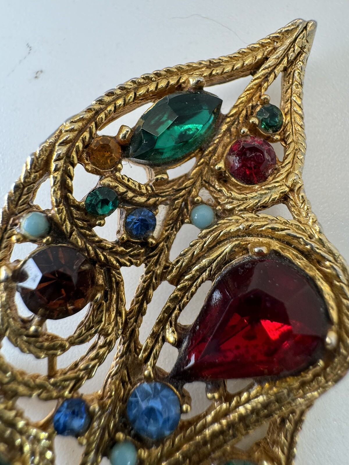 Vintage Leaf Brooch La Roco 50’s Gold Tone 3 1/2” Color Rhinestones Unsigned