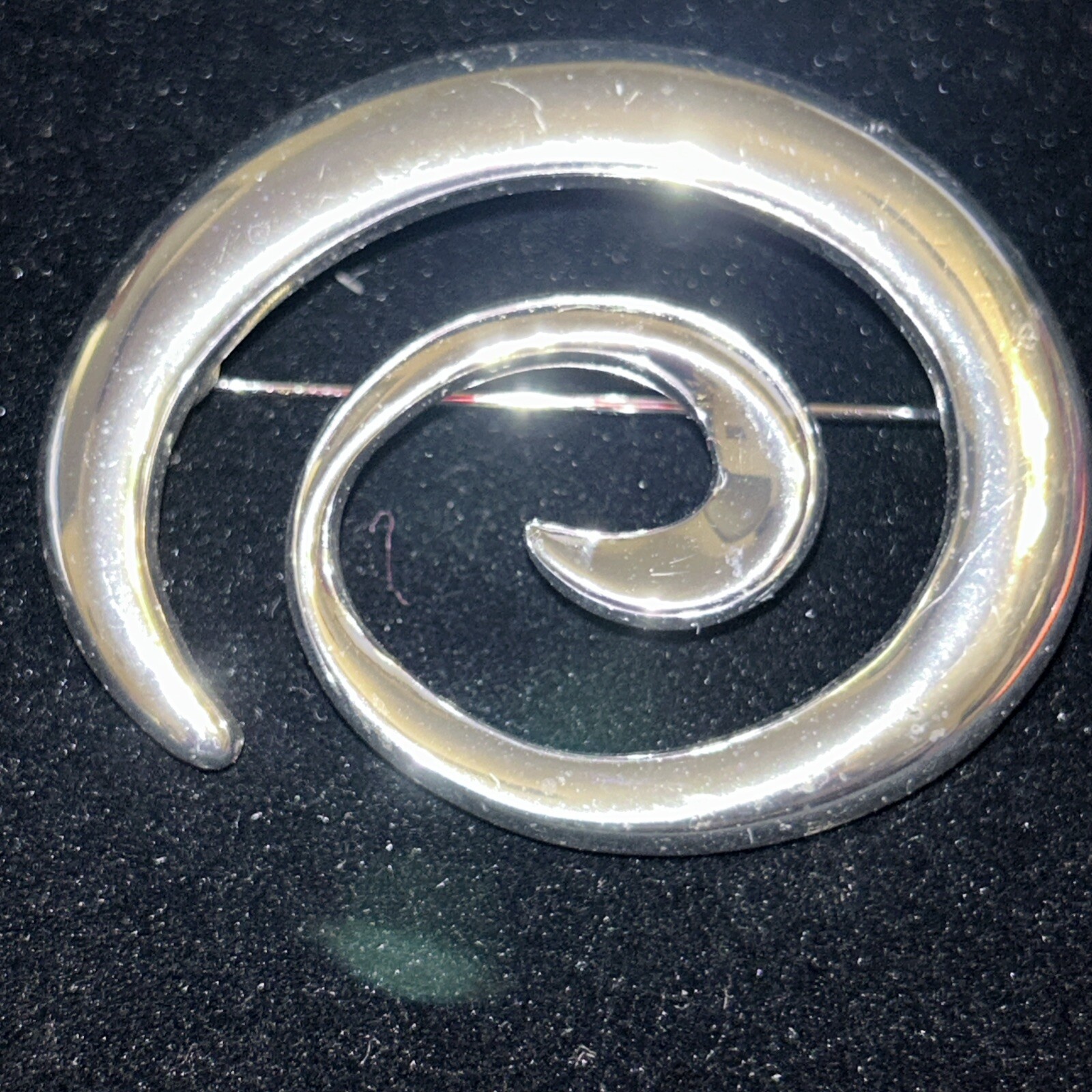 Silver Tone NAPIER Pin Almost 2”?wide PIN BROOCH VERY SOPHISTICATED