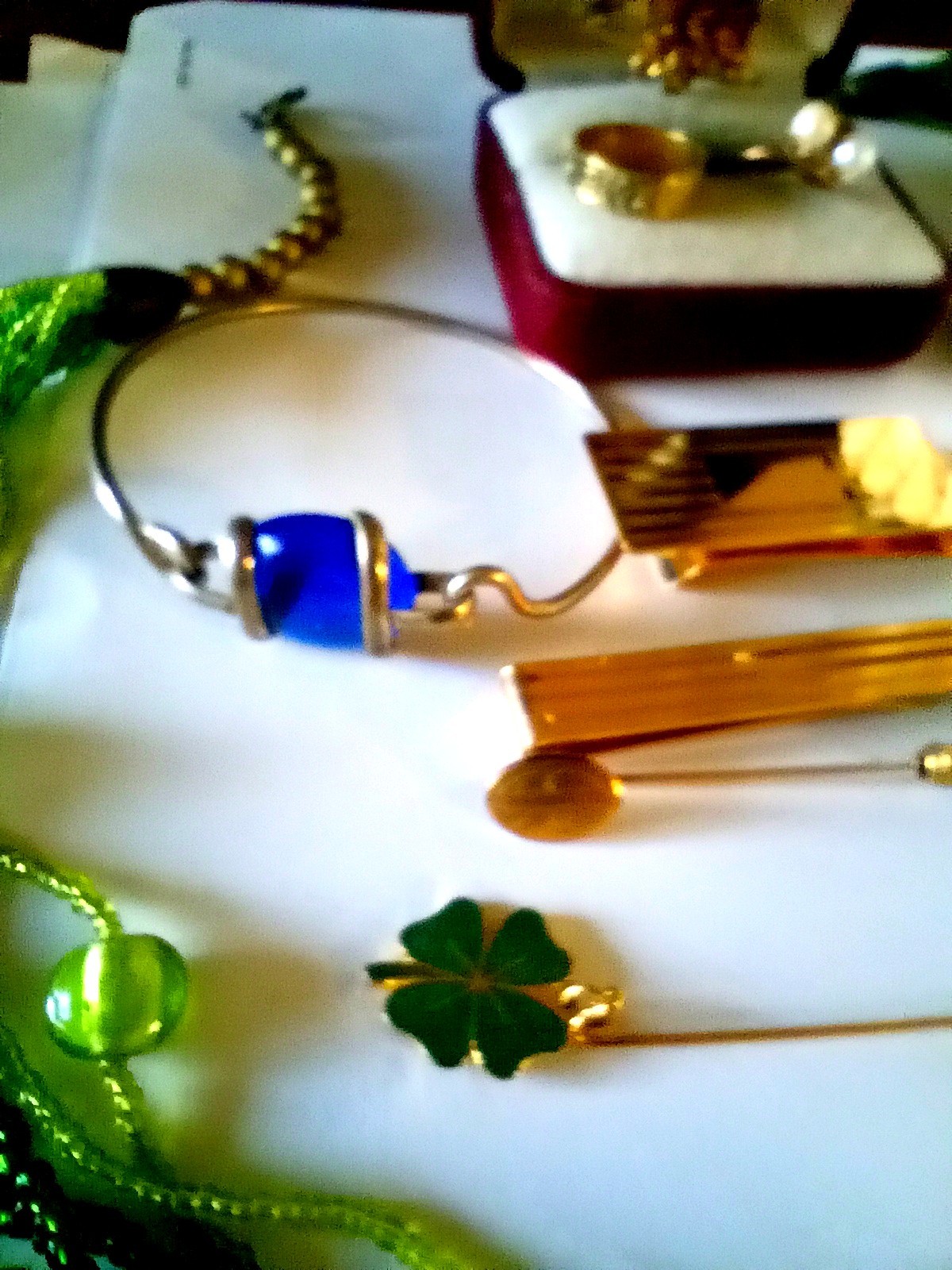 Vintage MIXED JEWELRY LOT PENDANT,BRACELETS,NECKLACE,RINGS,PINS