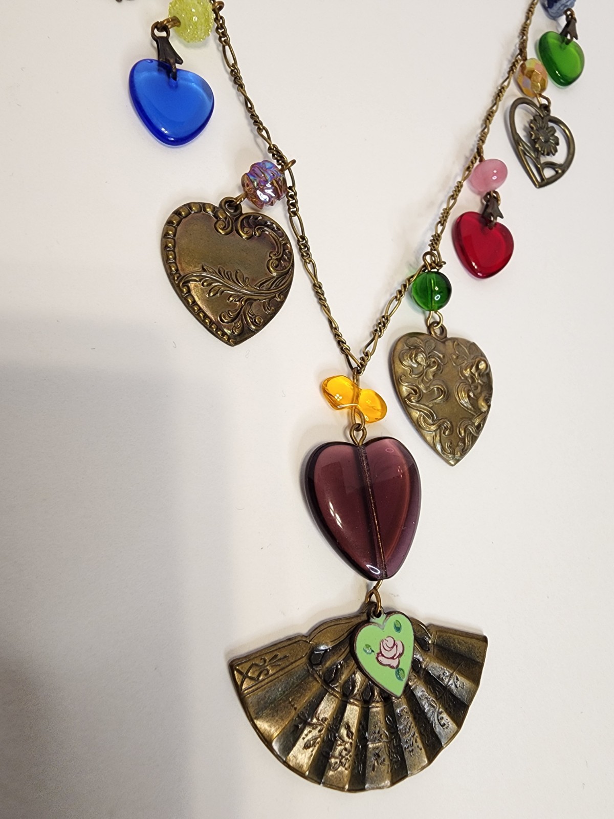 Vintage GWS Glassworks Studio LTD Hearts Fan Necklace
