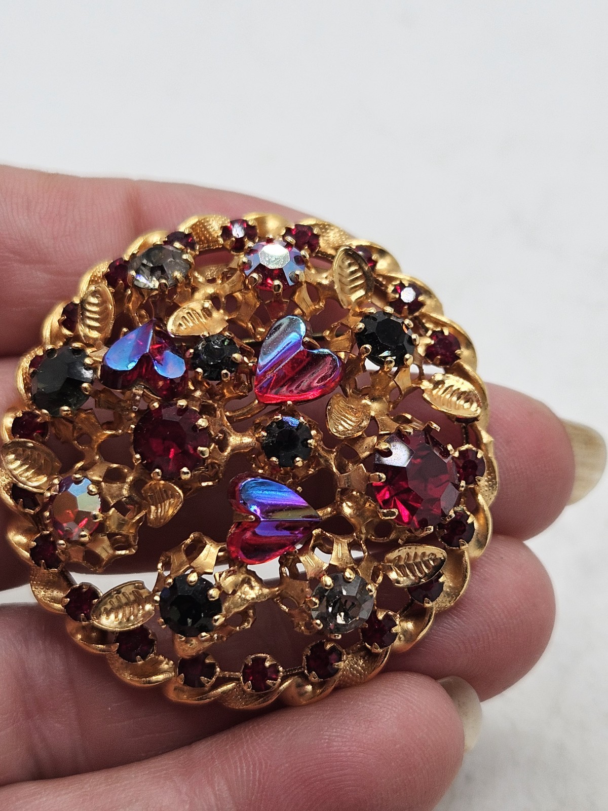 Vintage Austrian Crystal And Rhinestone Goldtone Brooch.