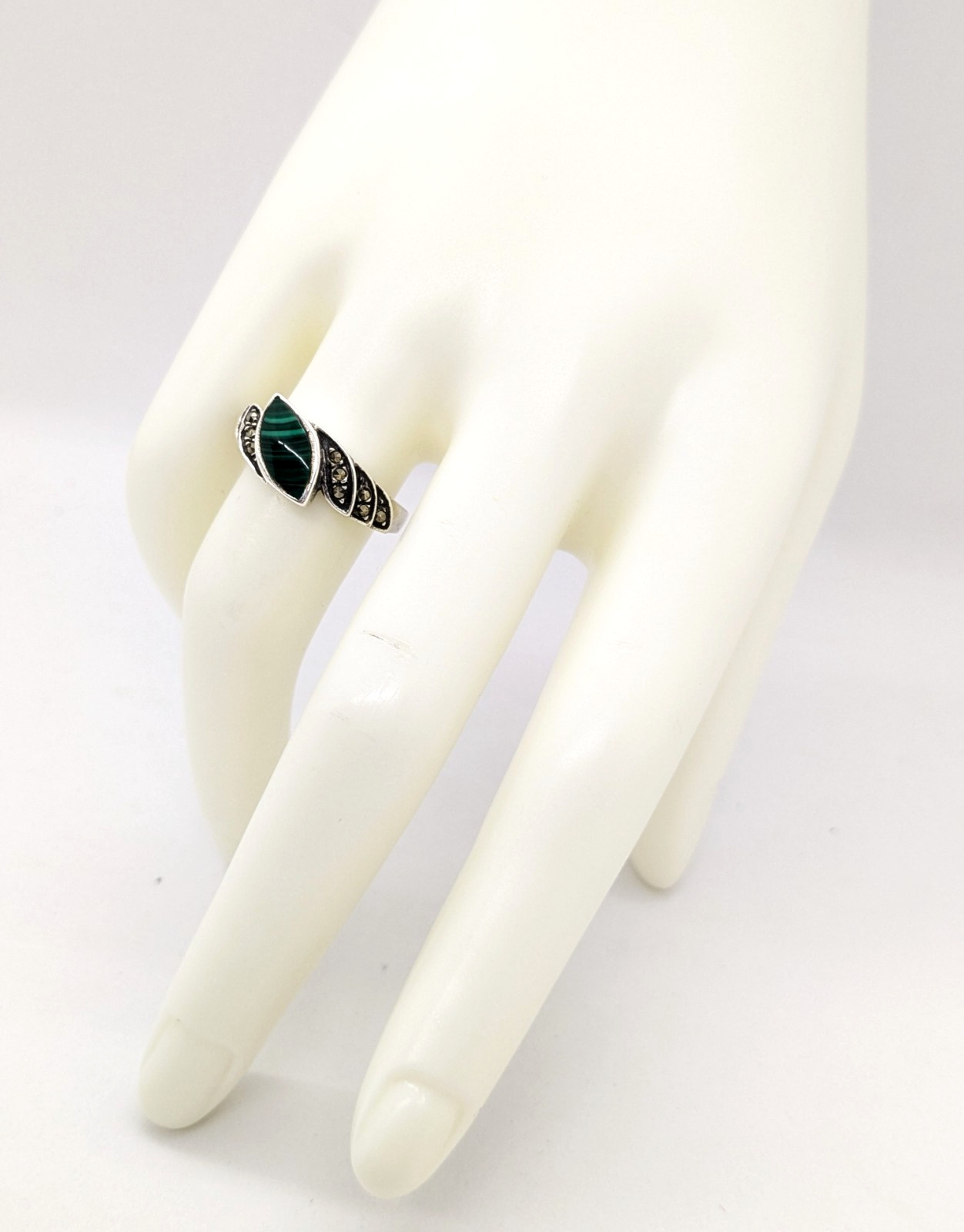 Vintage Elegant RING Silver 925 with Malachite stone -size: 7.25US (17.5mm)| #30