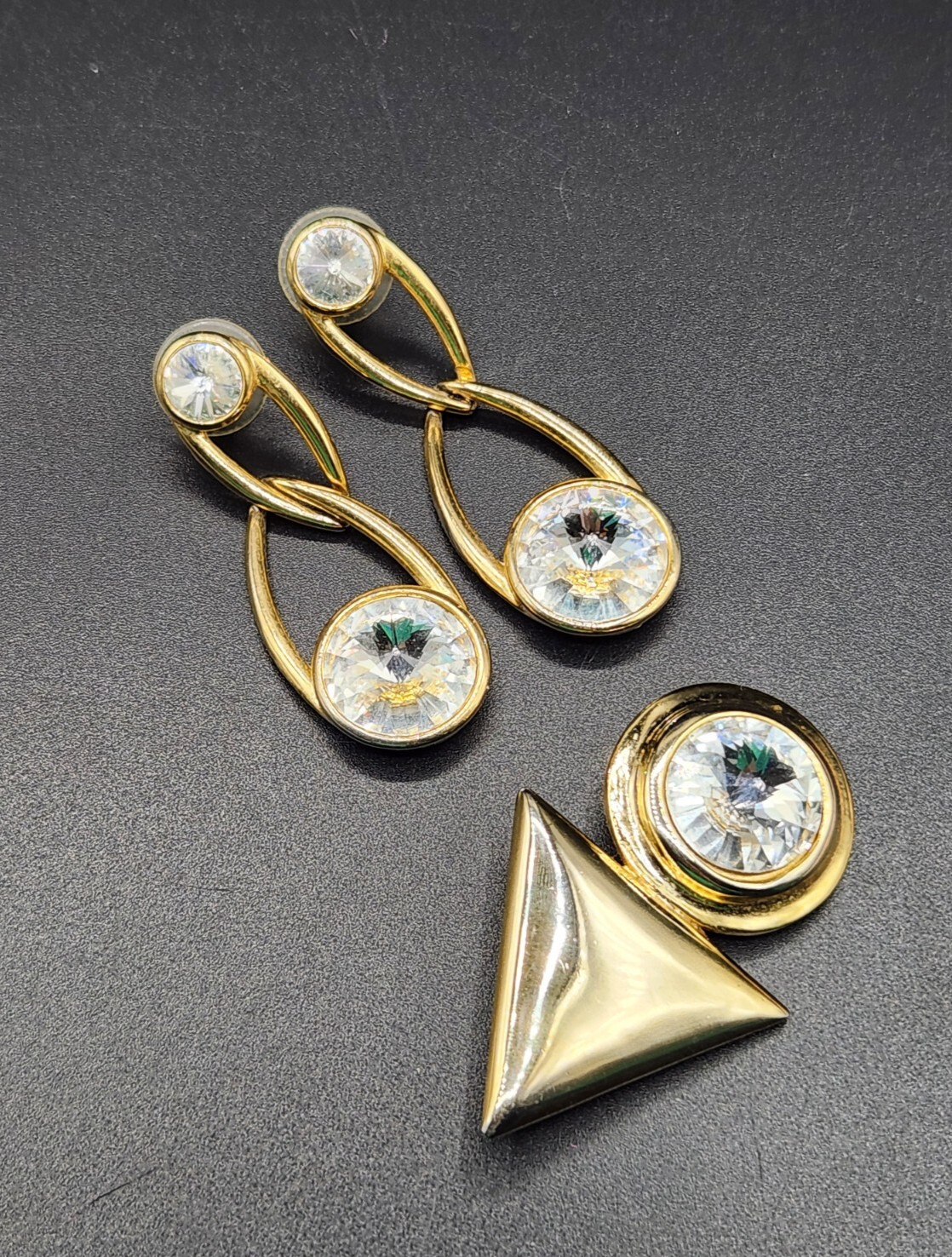 Unique Vintage Bijoux Gold Tone Rivoli Crystal Earrings and Brooch