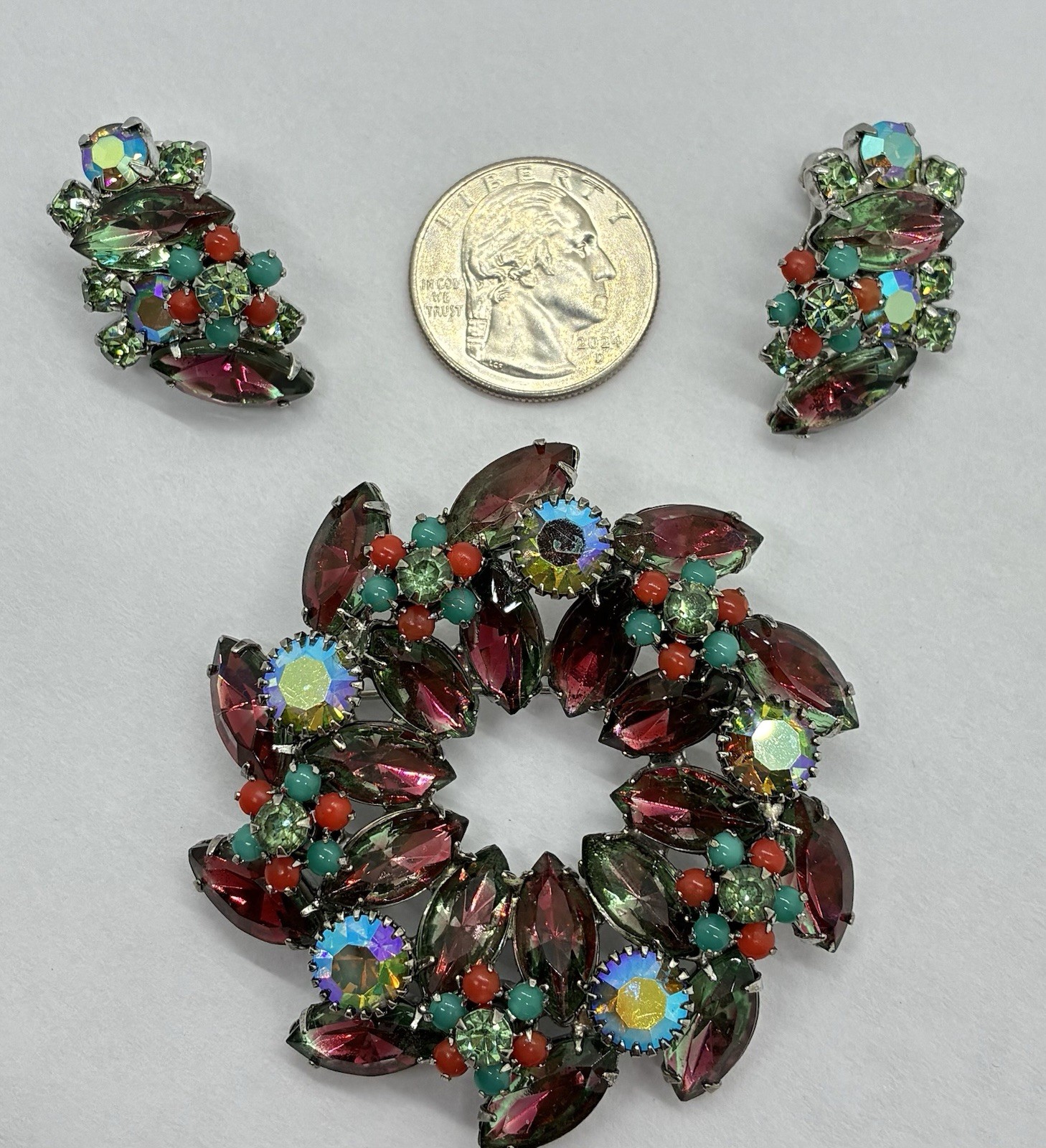 Juliana (DeLizza & Elster) Rare Brooch And Matching Clip On Earrings