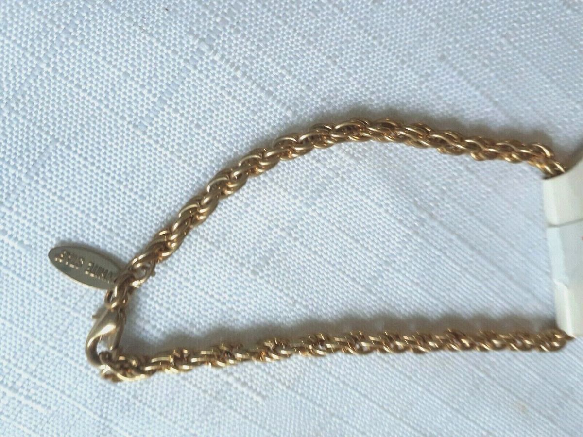 Vintage Gold Tone White Stag 7 Inches Bracelet. As Pictured -VM197