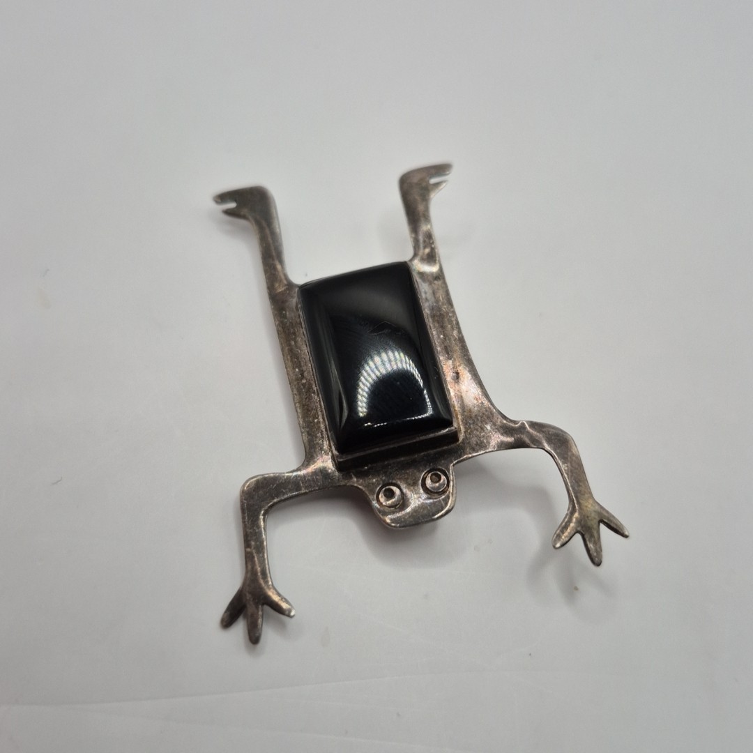 Vintage Sterling Silver 925 Black Enamel Rectangular Body Person Creature Brooch