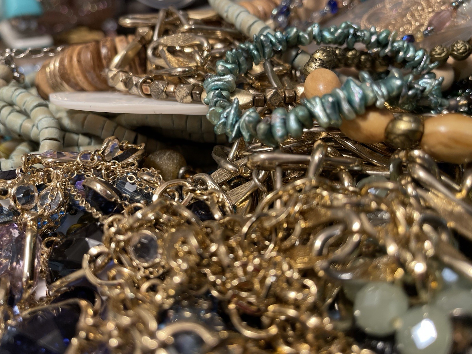 4Lb Mixed Mystery Jewelry Lot Vintage Mod Boho Beaded Necklaces Bracelets