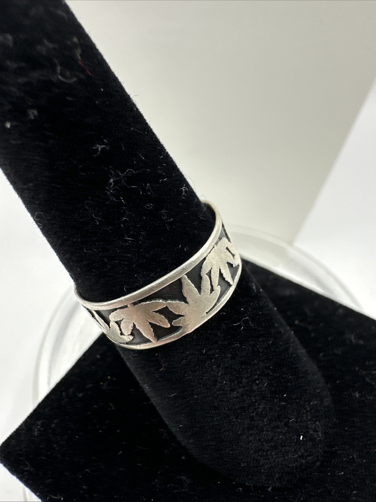 Sterling silver 925 Cigar Band ring cannabis Pot leaf Sz 7