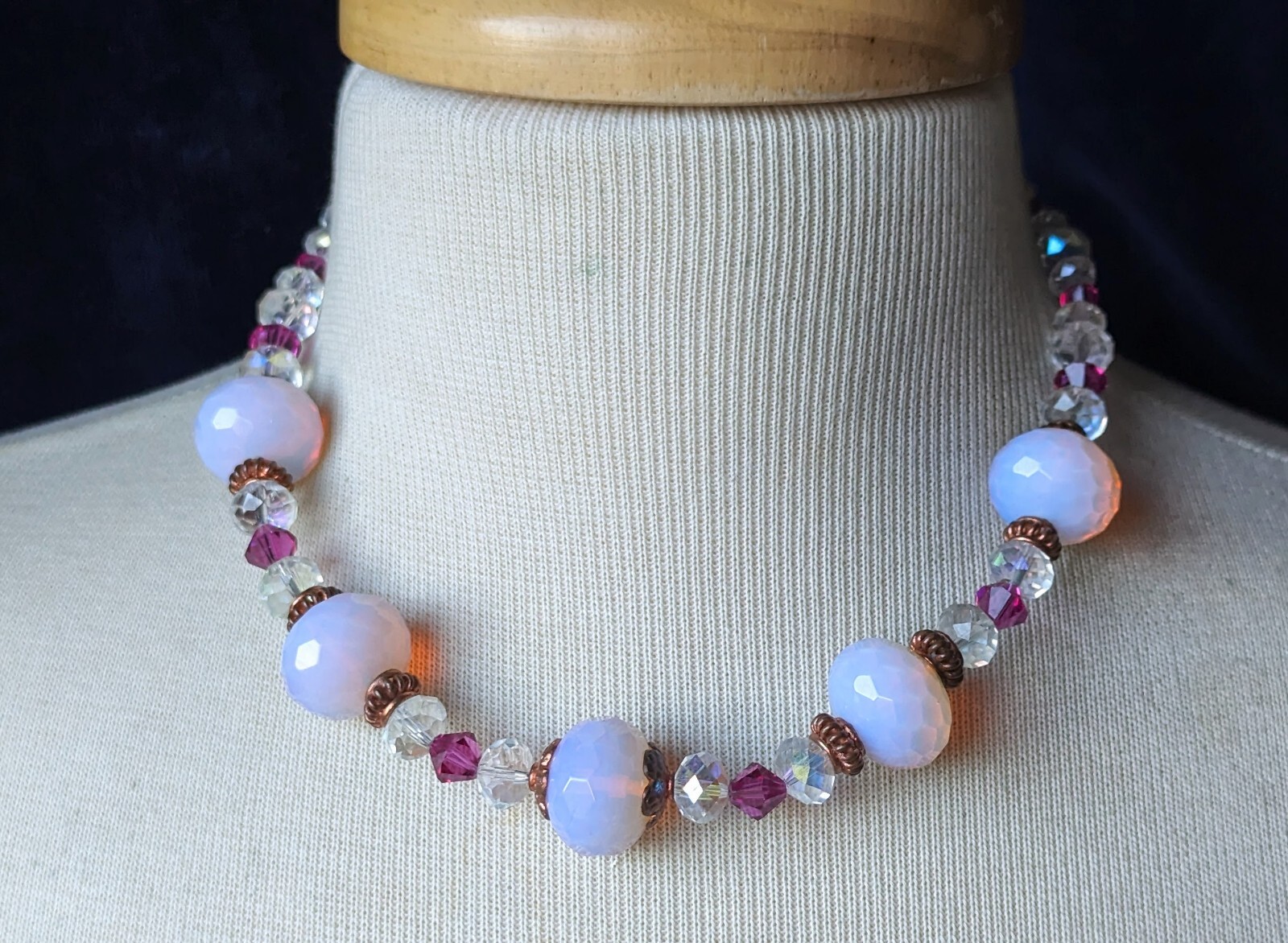 Stunning Artisan AURORA BOREALIS Glowing Milky PINK Bead 18″ NECKLACE