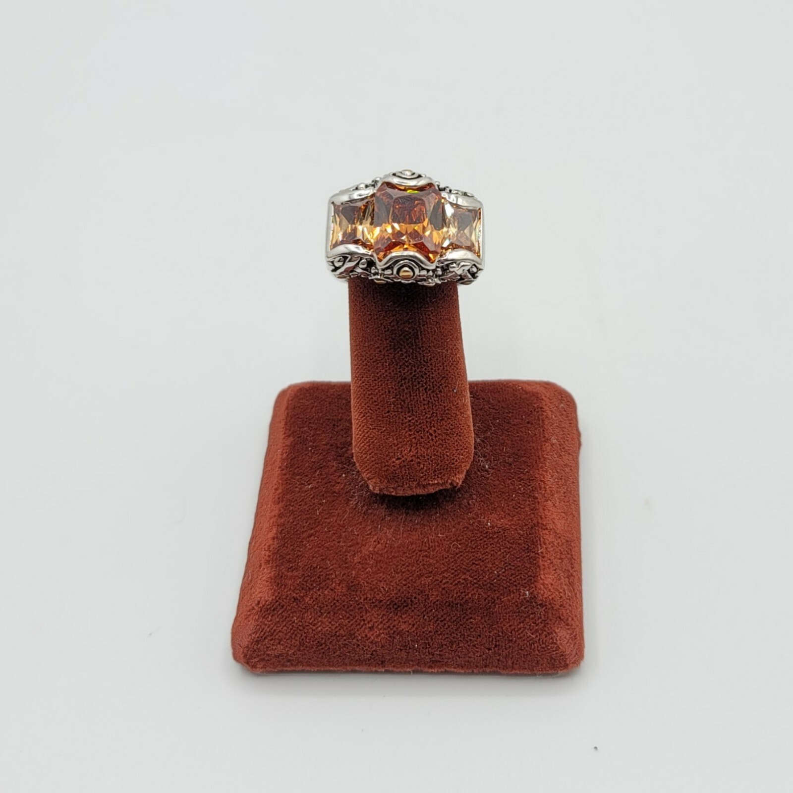 Vtg Ring Sz 8 Lg Big Topaz Citrine Cubic Zirconia Medieval Theme Fashion Jewelry