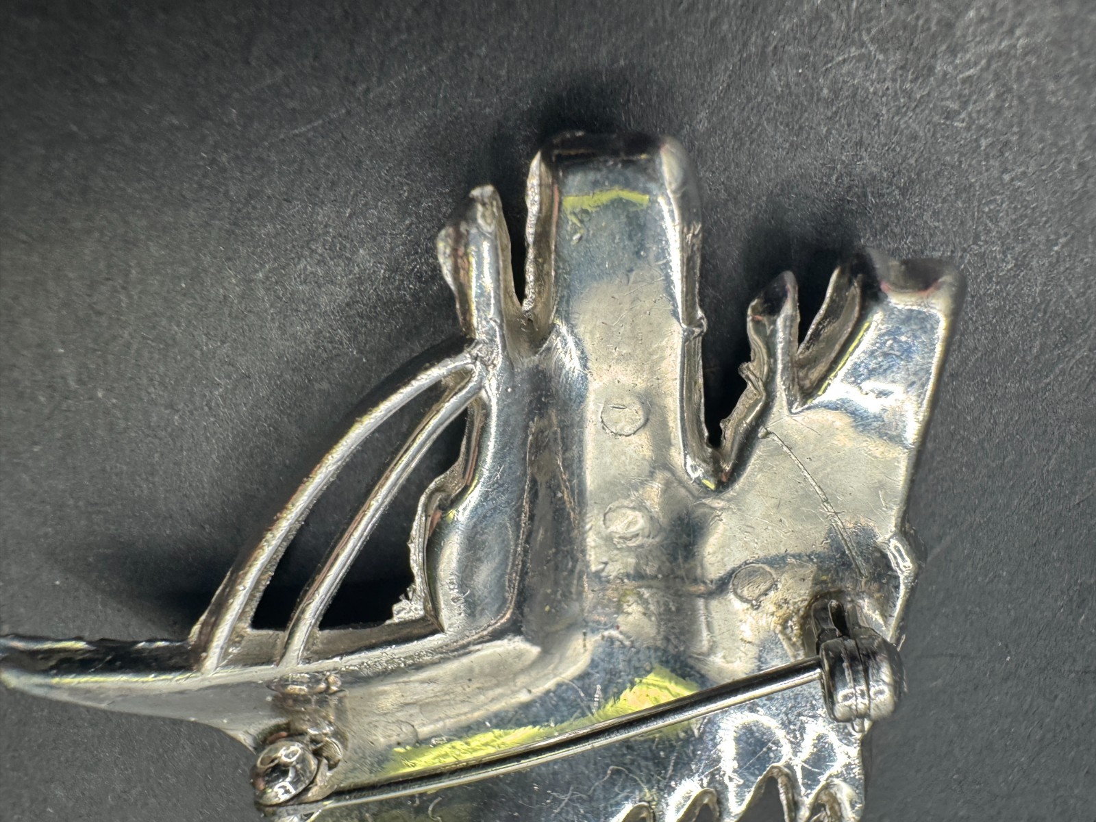 Doulble Horse Heads Equestrian Race Horse Rhinestone & Enamels (Missing Stones)