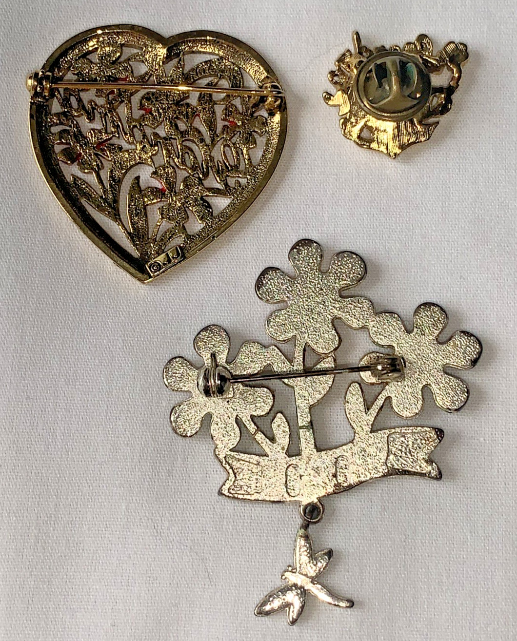 Lot of 3 Vintage “Grandma” Brooches-1 Marked JJ-1 Locket-Hearts & Flowers