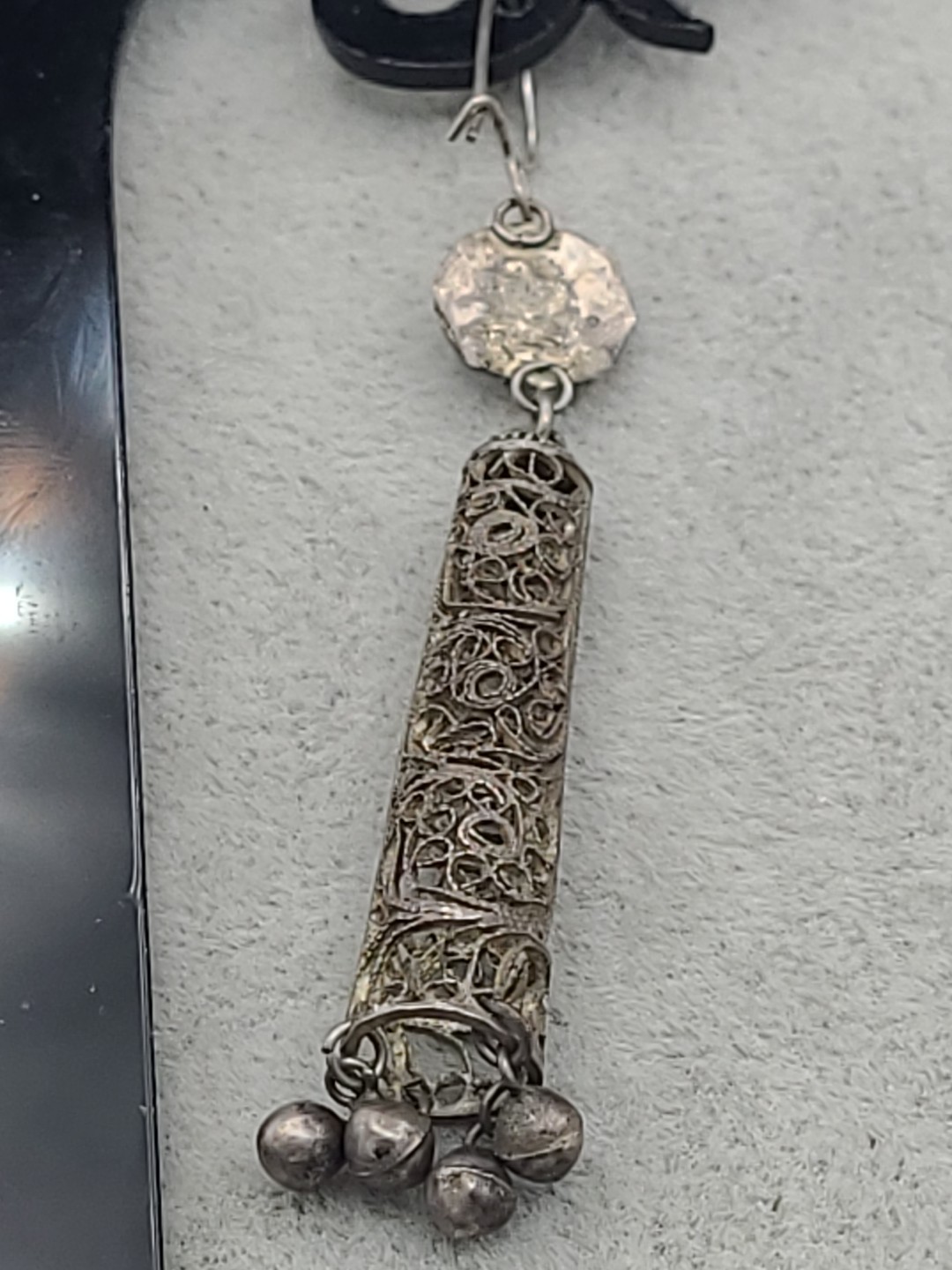 Vintage Silver Filigree 2 1/2″ Long Dangle Drop Earrings Very Light Weight