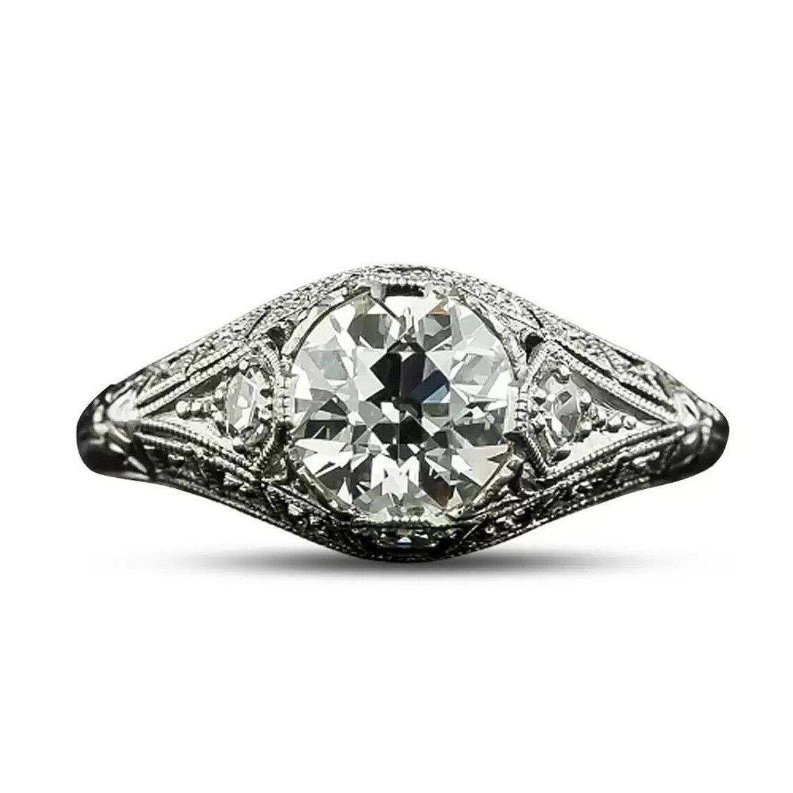 Fine Circa 1920s Vintage-style European-cut Stunning Art Deco Engagement Ring