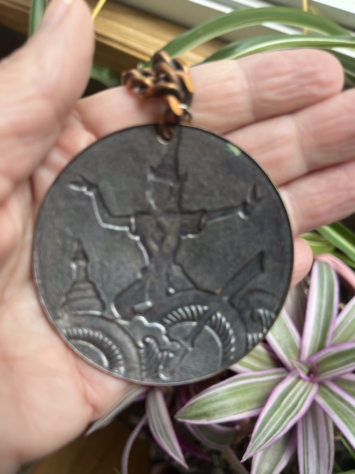 Vtg Copper Tone Pendant Medallion Shiva Siam Dancer Warrior Goddess Necklace