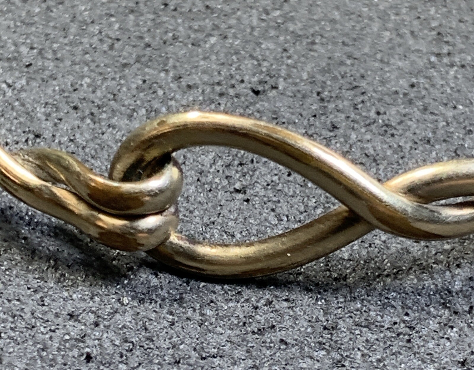 Gold Tone Metal Wirework Hook Clasp Bracelet, 6 1/2” Wrist, Vintage! Artisan!