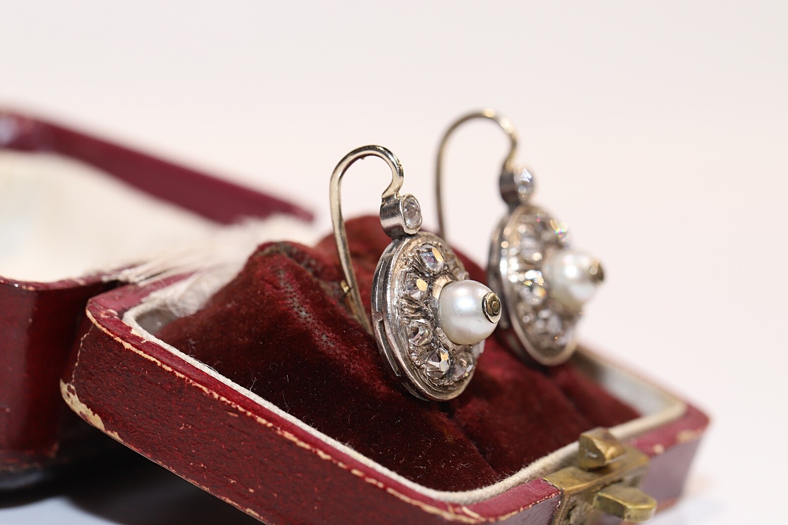 Antique Circa 1900s 18k Gold Natural Old Cut Diamond And Pearl Earring