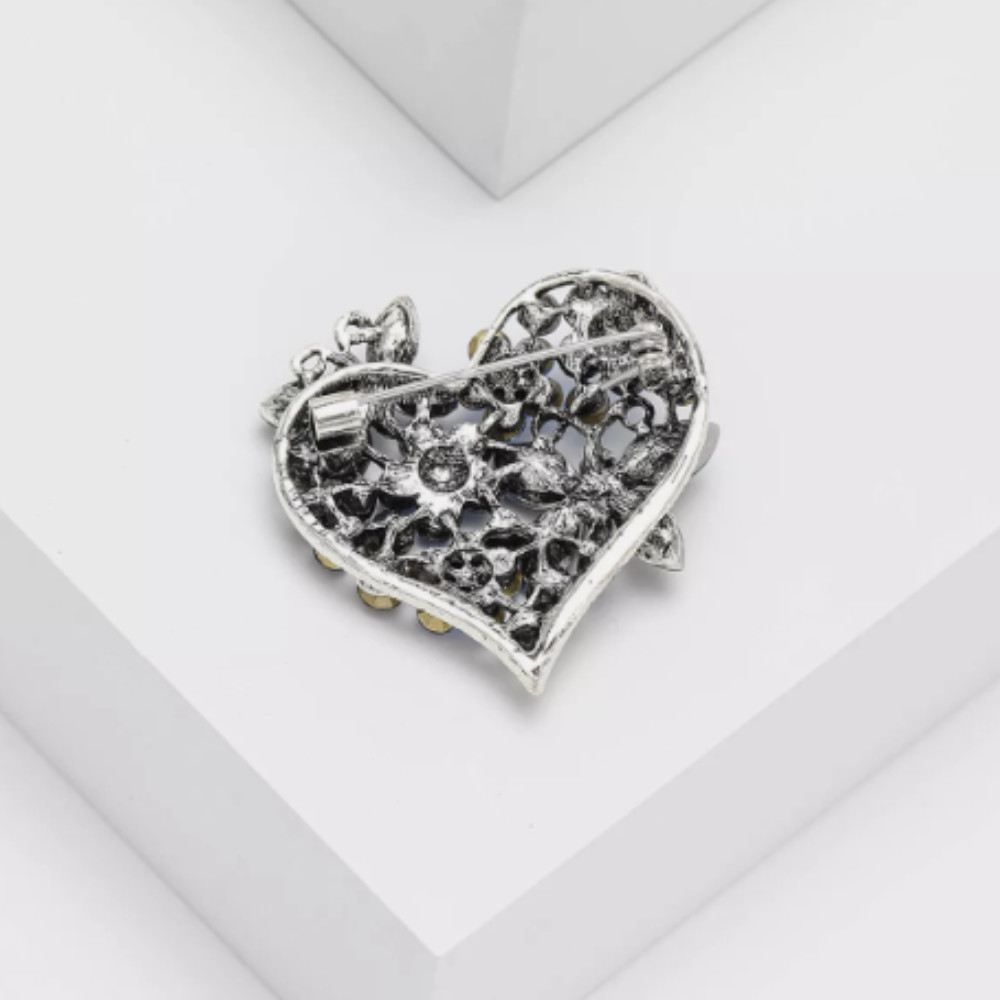 Easter Spring Heart Brooch –Butterfly and Flower Design, Perfect Gift for Spring