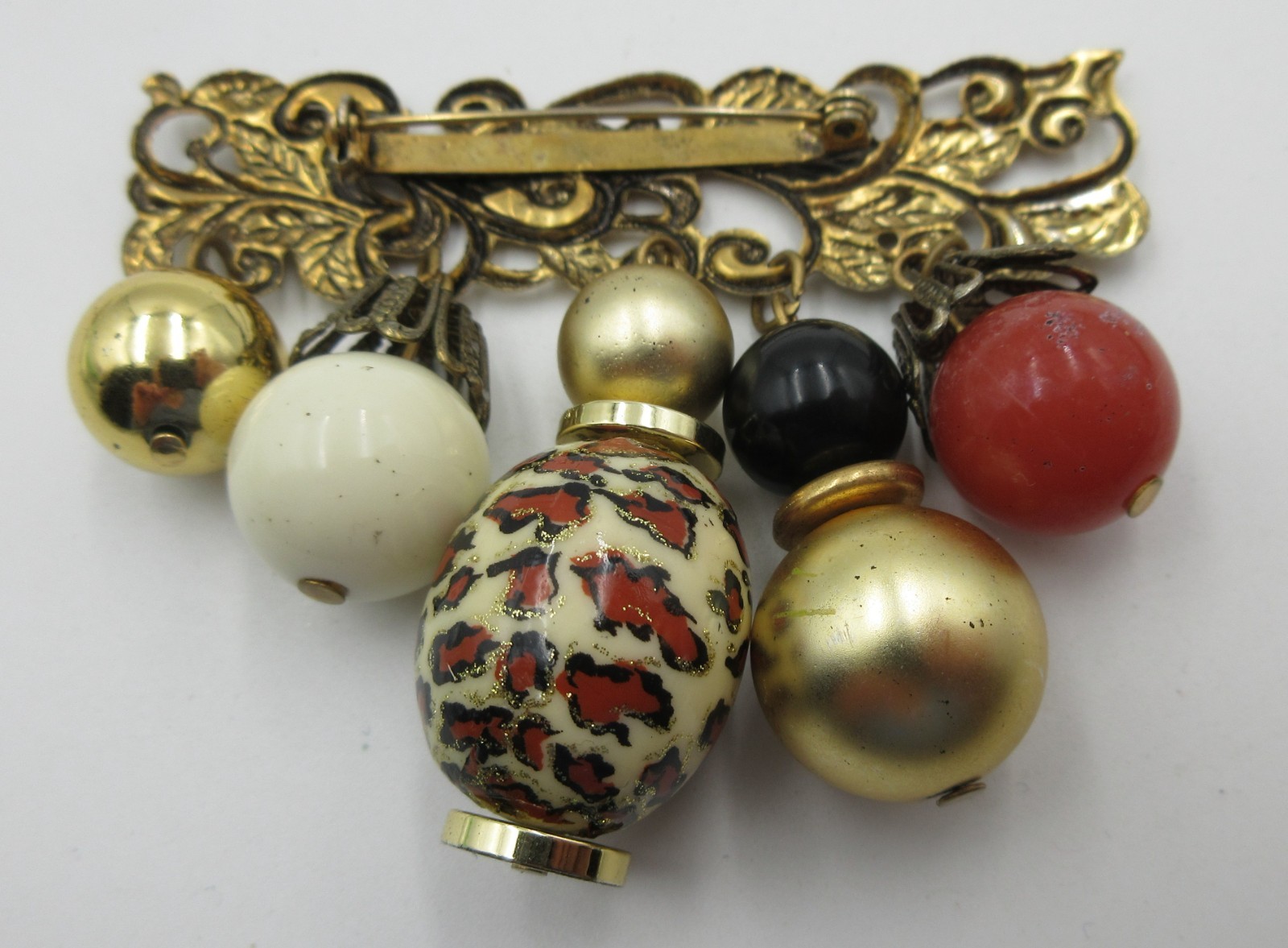VTG UNUSUAL BIG Brooch Pin leaf bead dangle charm white brown black gold tone