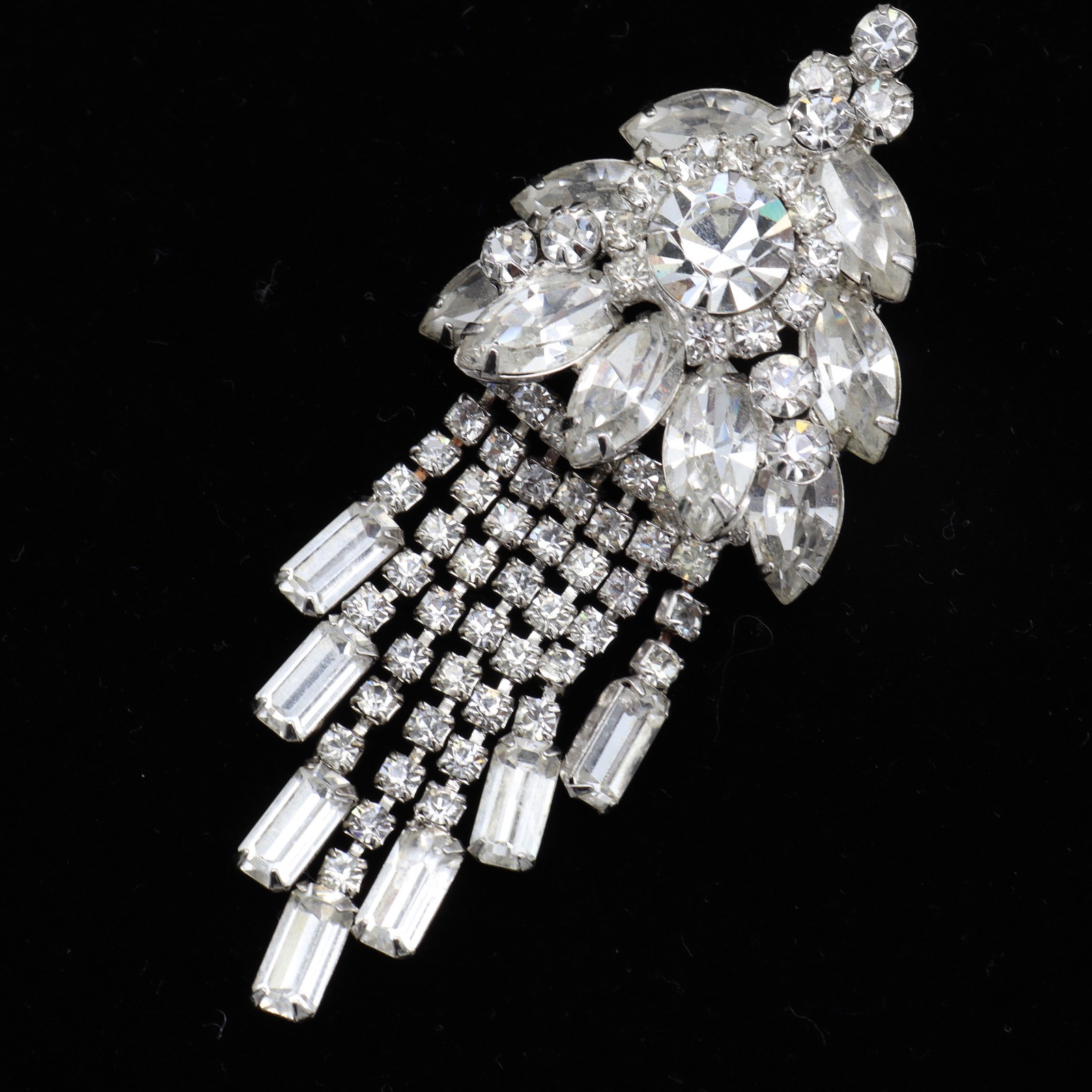 Vtg Juliana D&E Clear Rhinestone Brooch Pendant Dangle Fringe Pin Layered