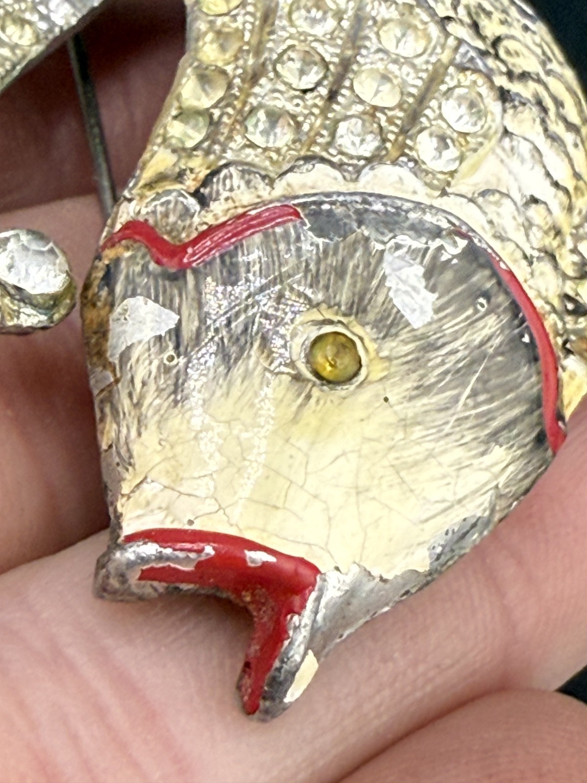 Vintage Pot Metal Brooch Fish Rhinestones Enamel READ