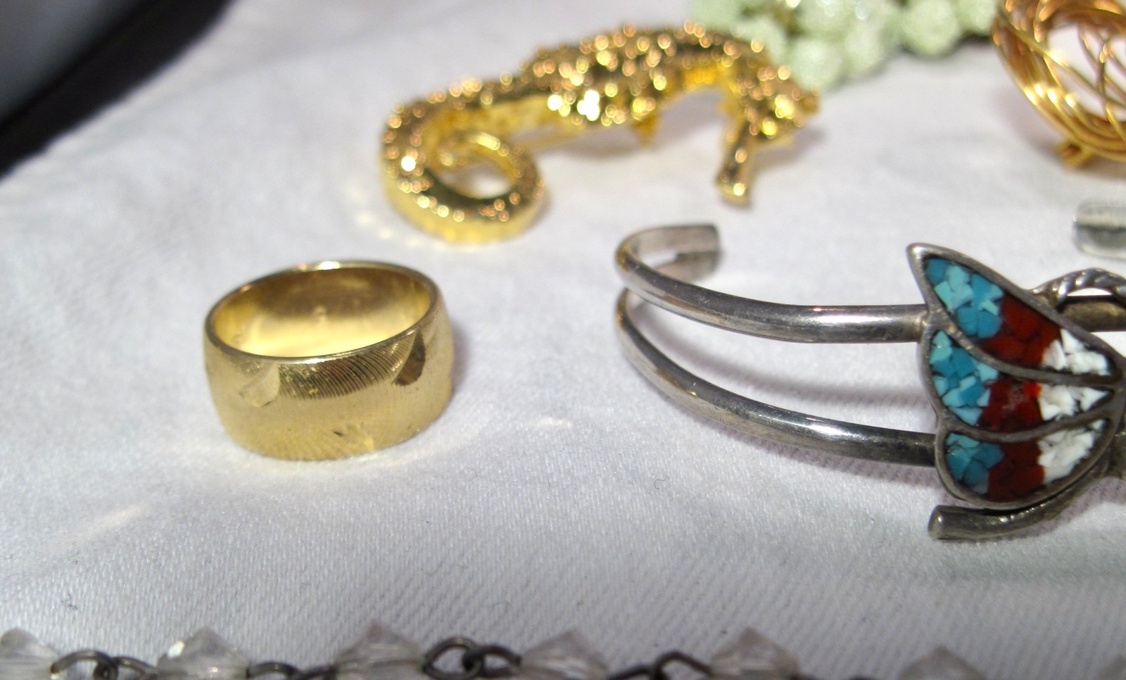 Vintage Costume Jewelry Some Signed – Lot of 21- K977