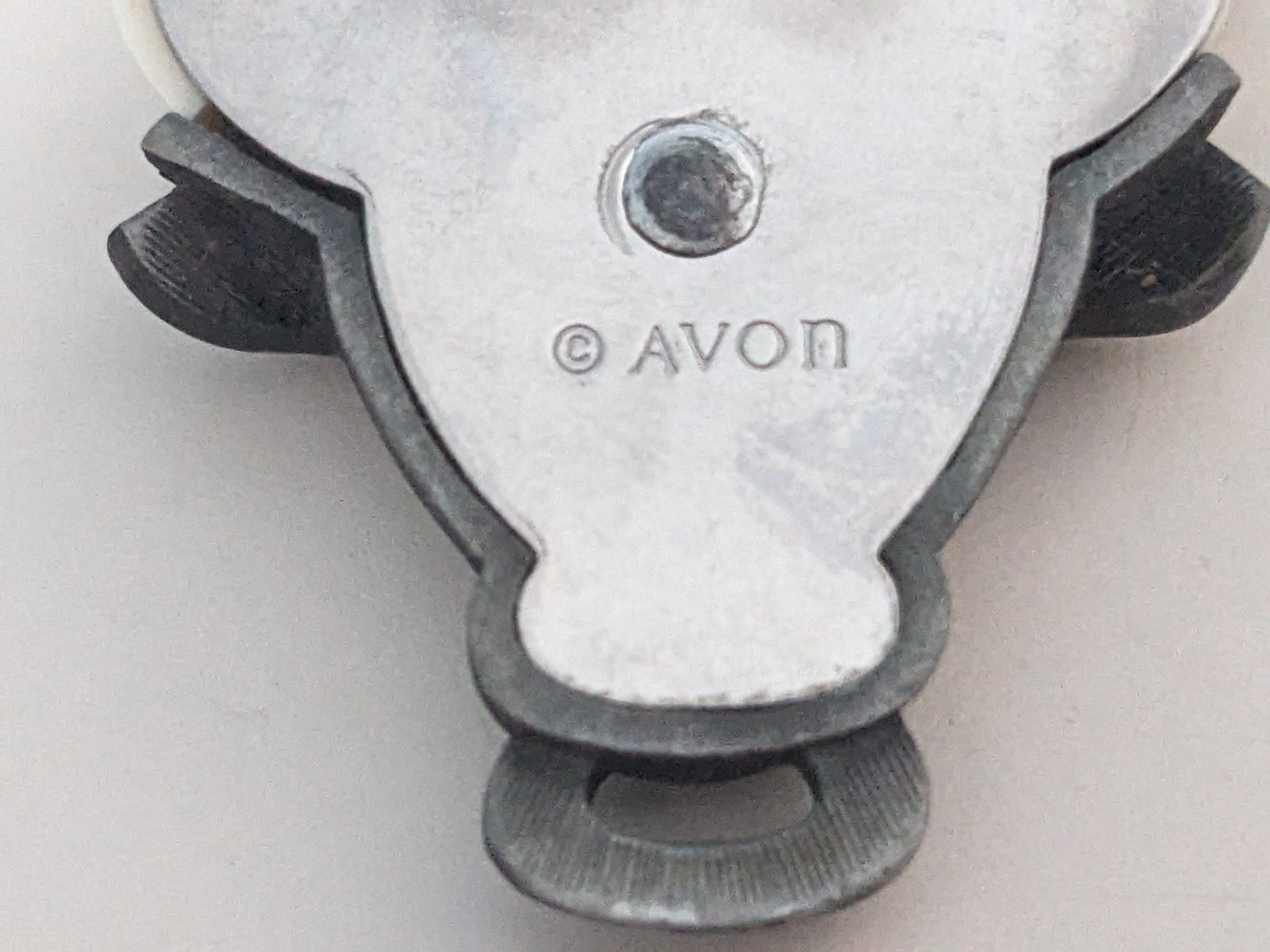 Vintage Avon Wild Country Bull Head Pendant Necklace Pewter 19″ 1978 Signed