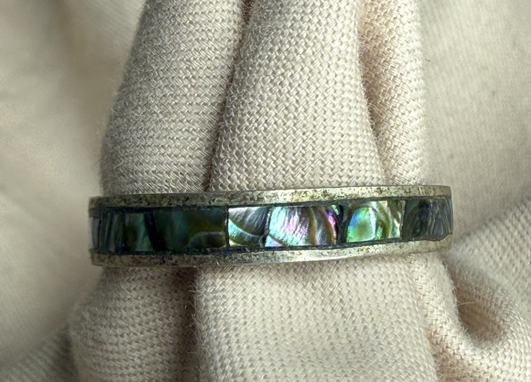 Vintage Abalone Shell Inlay Ring Band Boho Estate Jewelry Size 8