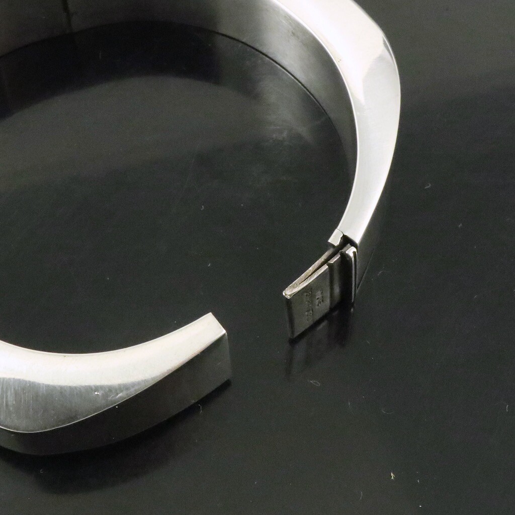 MOLTKE Jewelry – Denmark. Sterling Silver Hindged Bangle.
