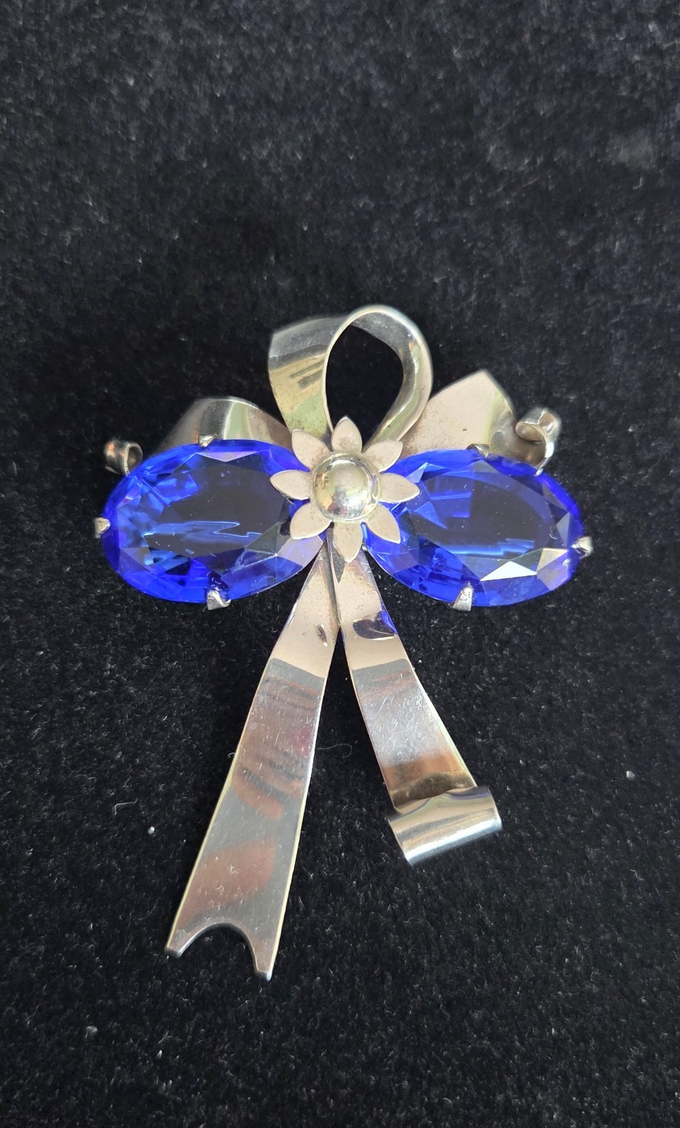 Large Vintage Sterling Brooch With Blue Colored Stones