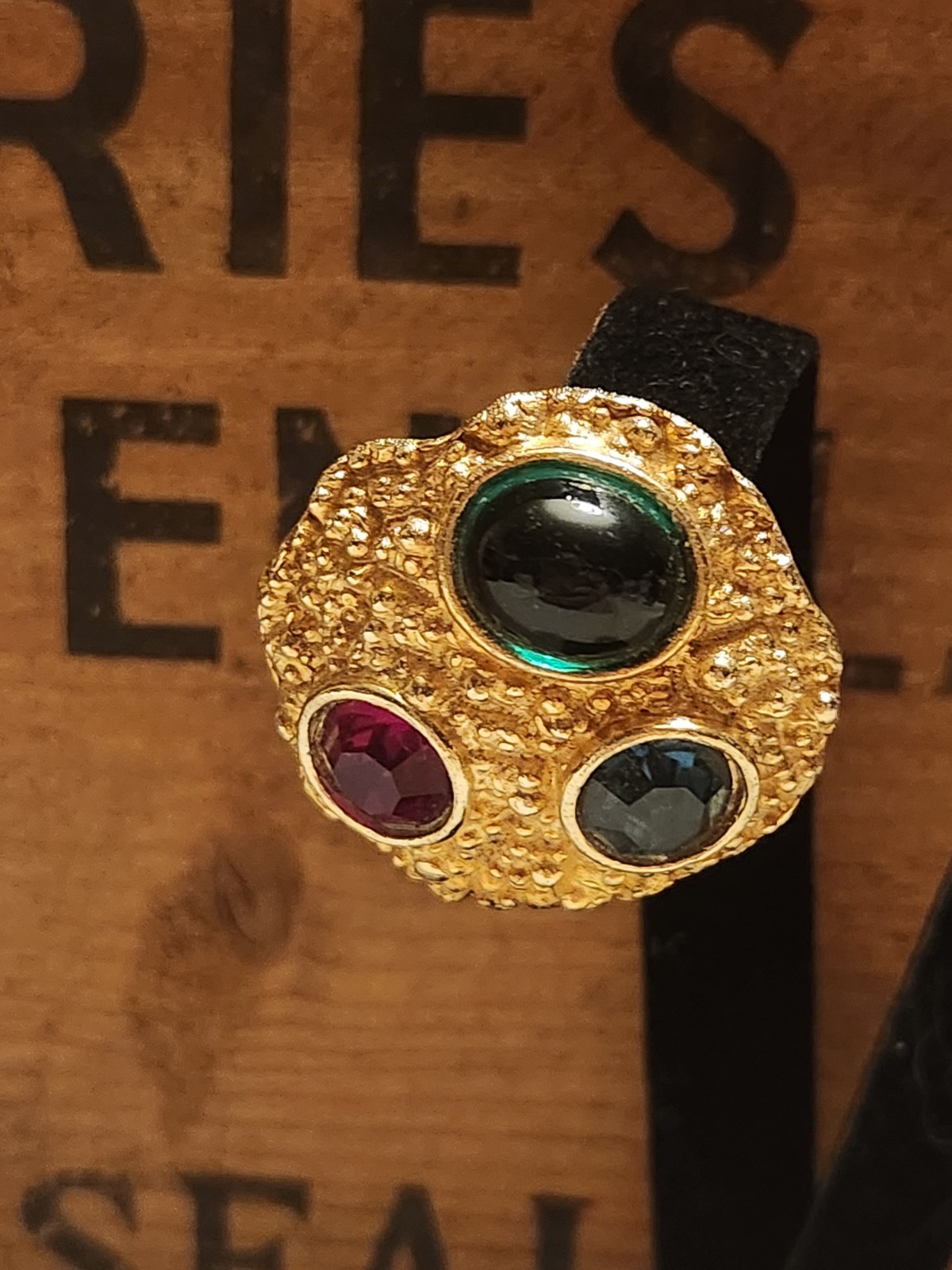 Vintage 80s Gold Tone Green Cabochon Clip-On Earrings Brutalist Style Red Blue