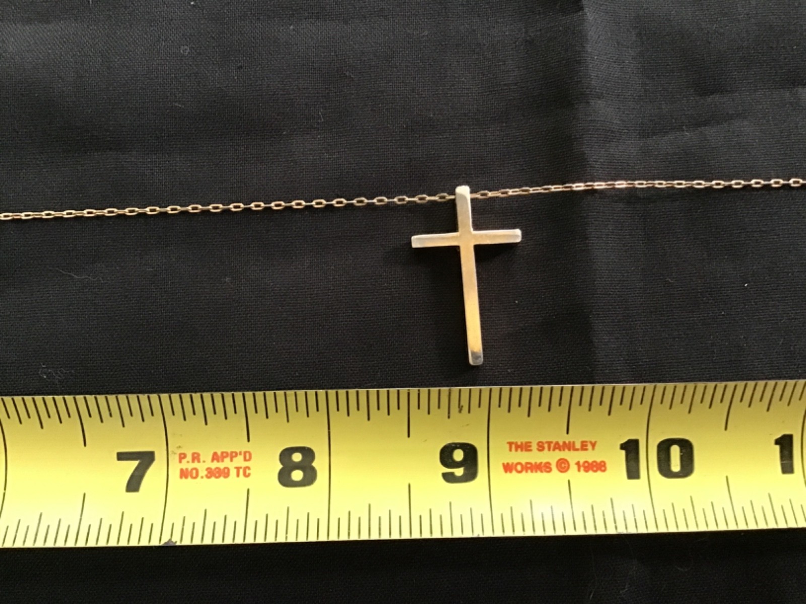 Sarah Coventry Cross Pendant Necklace simple Gold tone 17.5 in