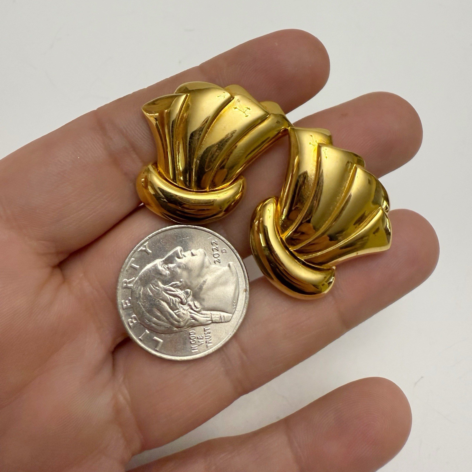 Vintage MONET Polished Goldtone Art Deco Revival Fan Wave Clip On Earrings