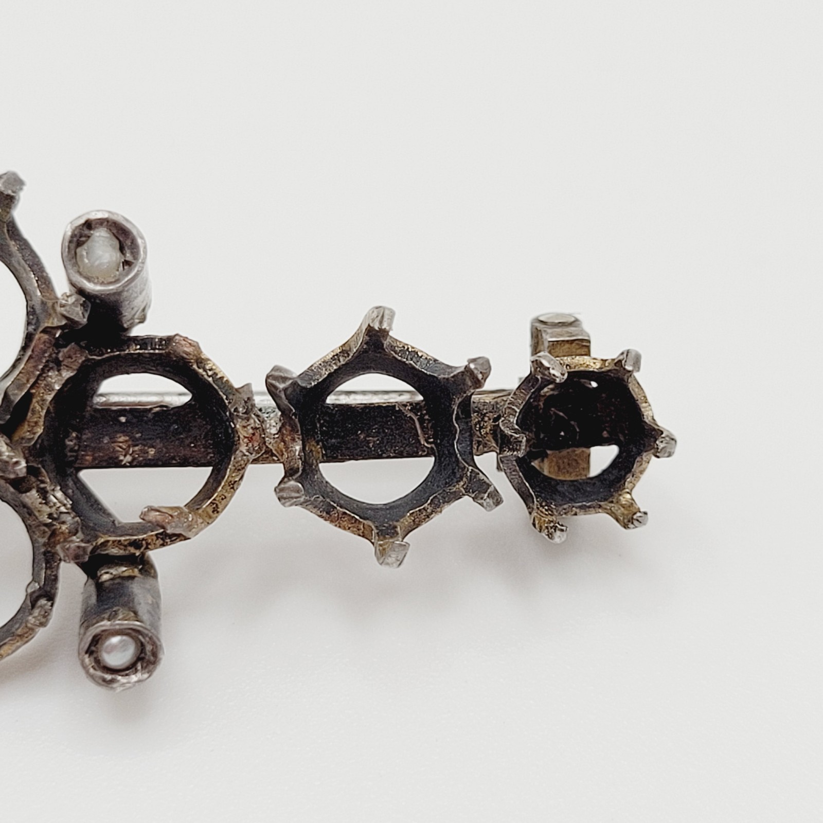 Antique Victorian Era Empty Setting Mounting Jewelry Finding Aged Metal Brooch