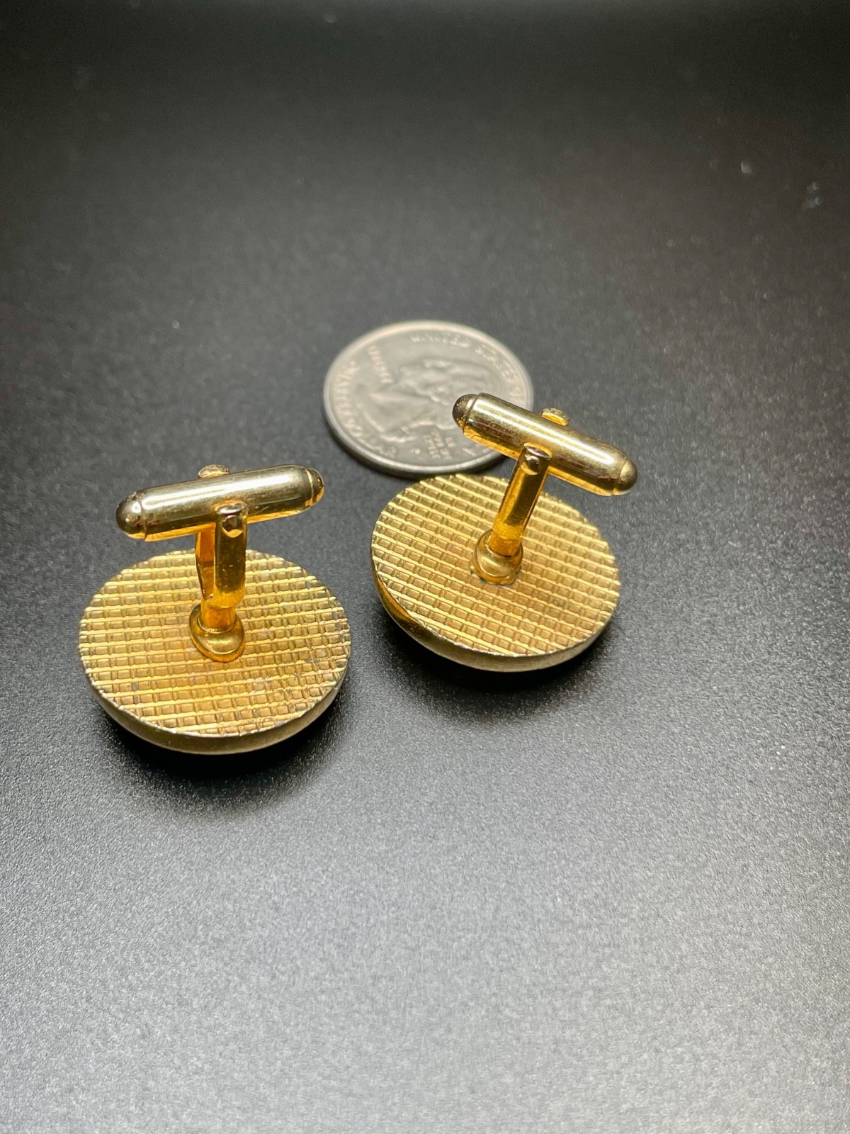 Vintage Lady Kenmore Portrait Cufflinks Round Gold Tone Classical MCM