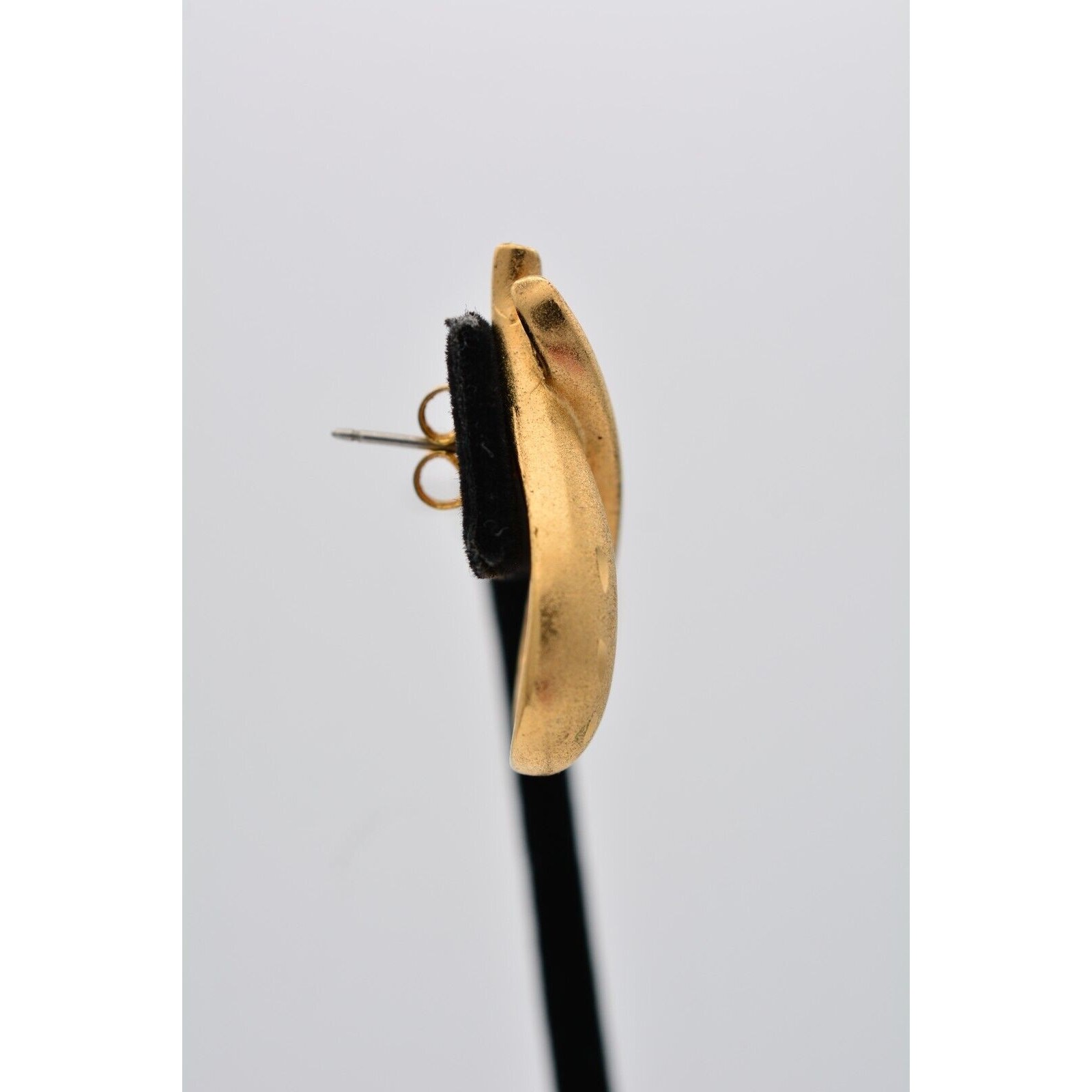 Vintage Dangle Pierced Earrings Drop Brushed Gold Matte Metallic Retro 80s BinAV