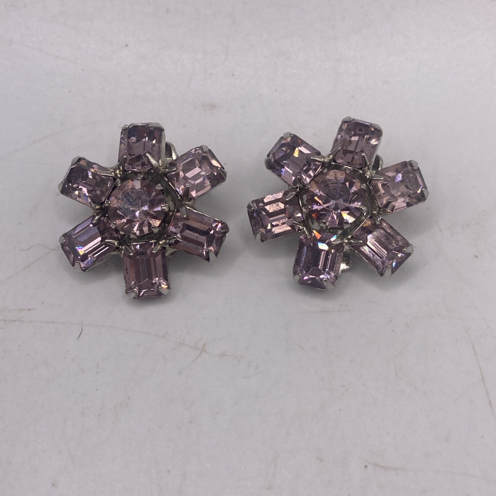 Vintage WEISS Emerald Cut Rare Pink Rhinestone Clip On Earrings 7 Stones, Signed