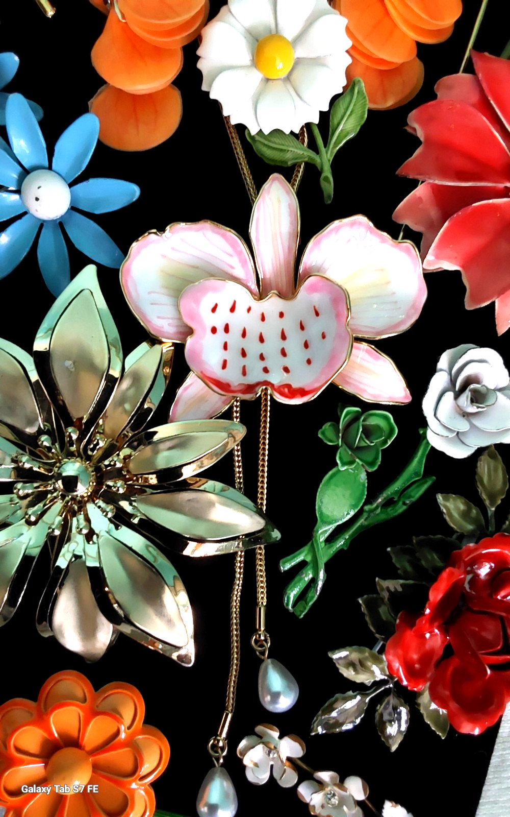 Vintage High End Flower Brooch Earring Necklace Jewelry Lot 15 pcs VGC