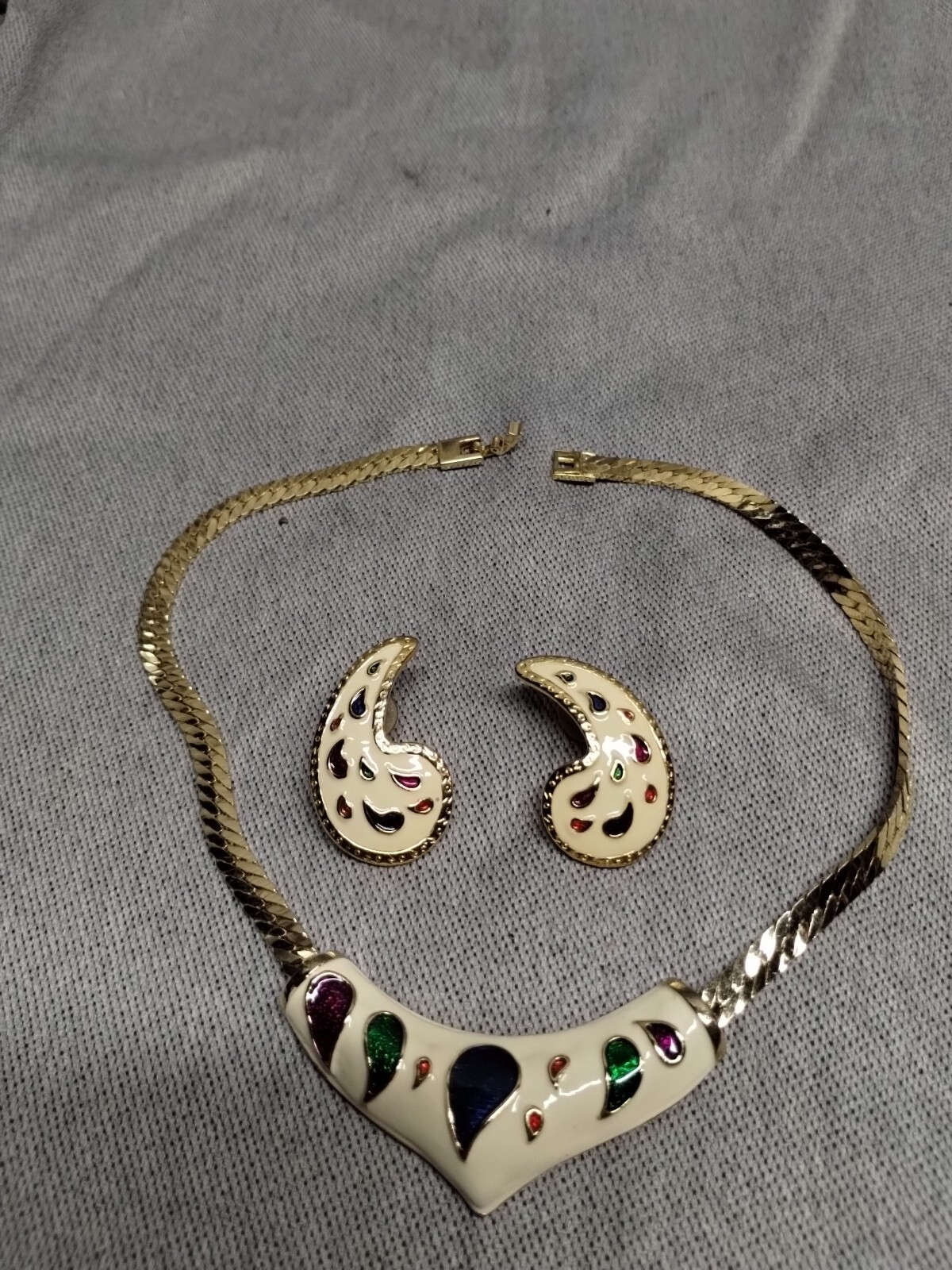 Vintage Necklace & Earrings Multicolor Enamel Finish Pre-owned