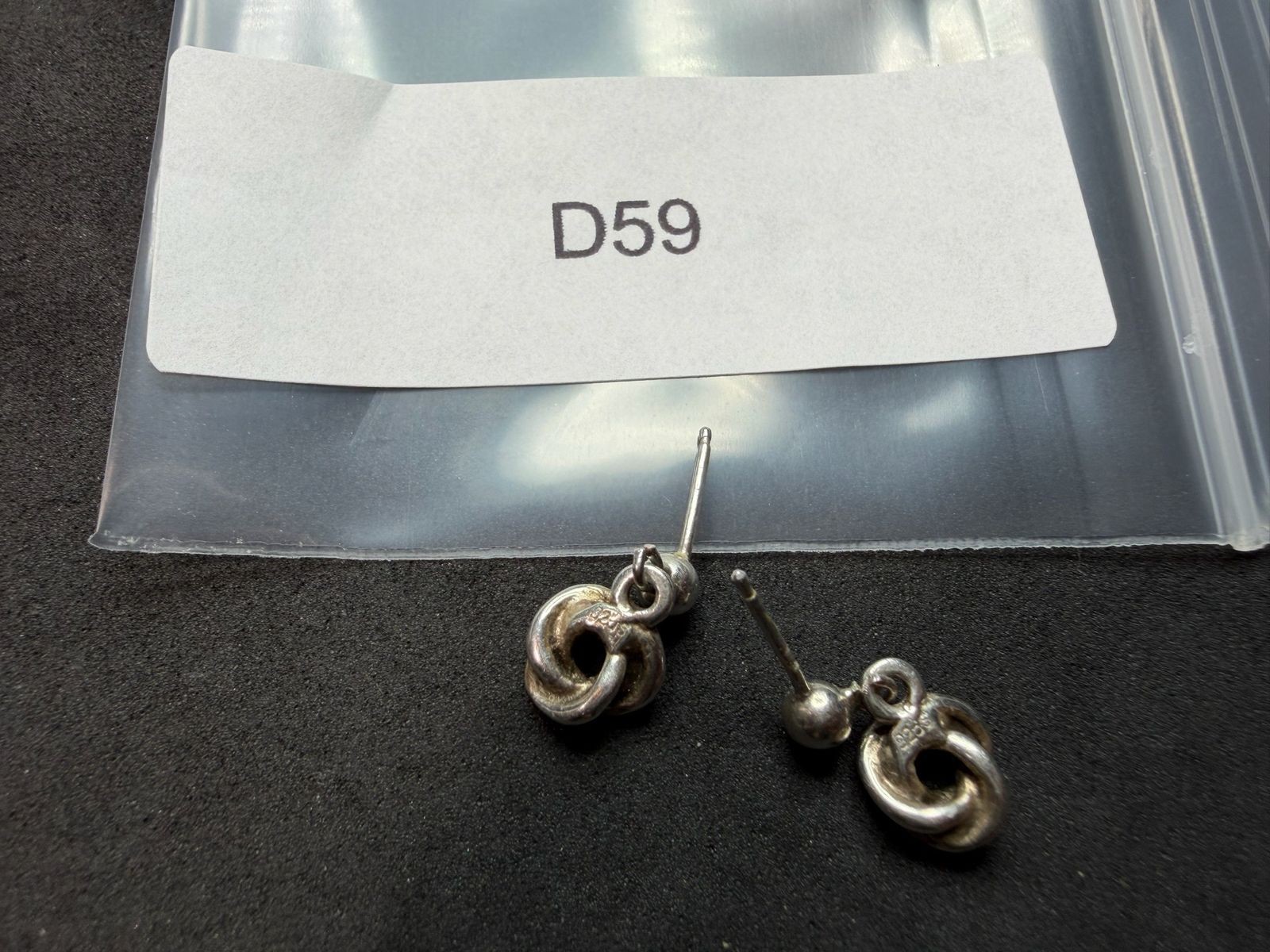 2.52g Vintage Sterling Silver 925 Knot Loop Dangle Drop Earrings Classic M