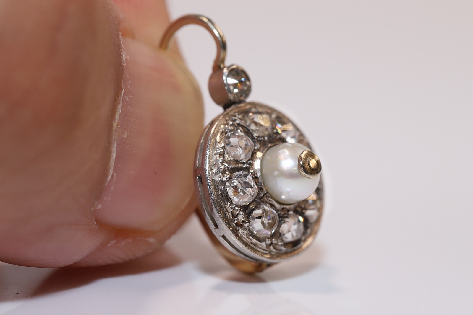 Antique Circa 1900s 18k Gold Natural Old Cut Diamond And Pearl Earring