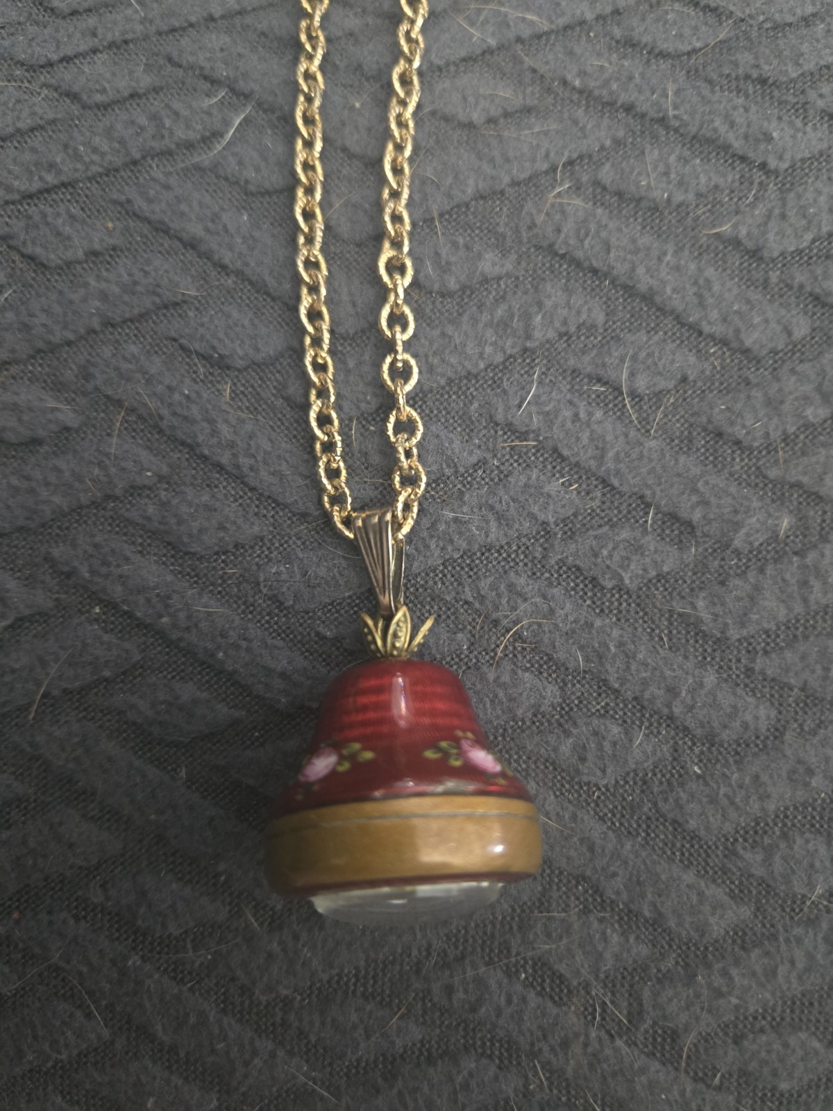 Vintage Gold-Plated Red Enamel Guilloche Hand-Winding Ball Pendant Swiss Watch