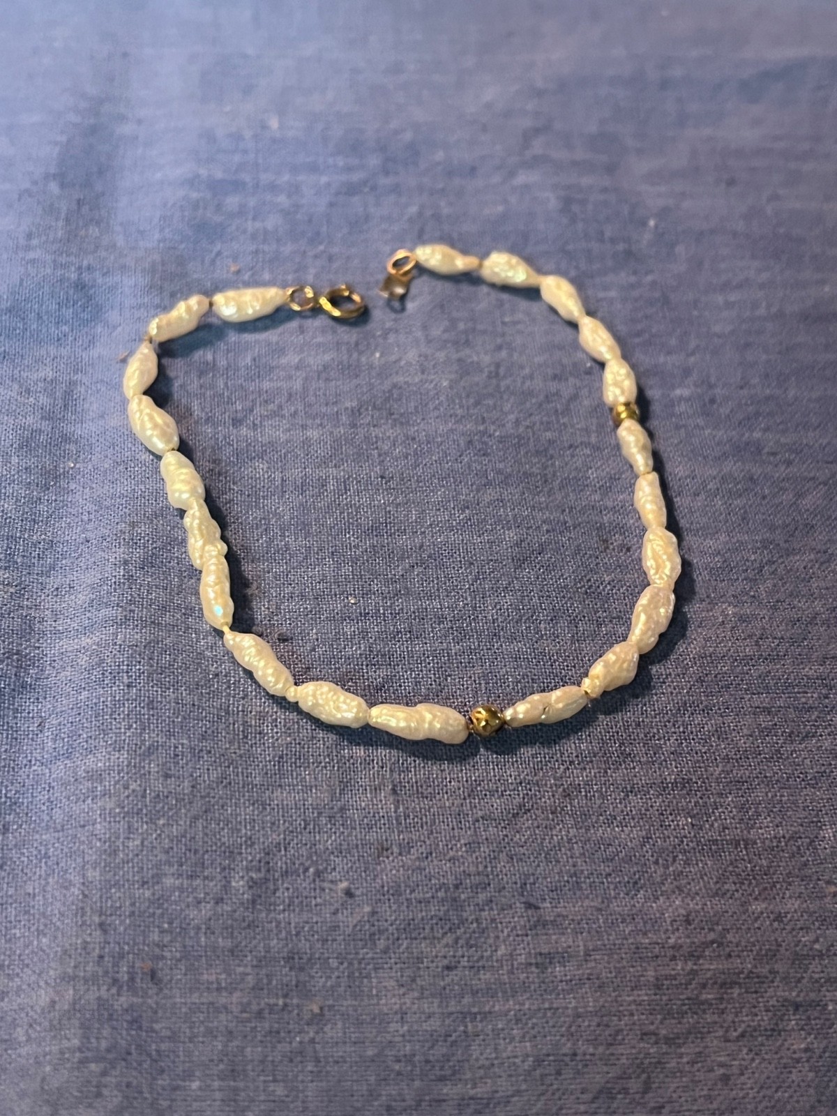 possible farmed mini pearl bracelet 7” x 1/16”