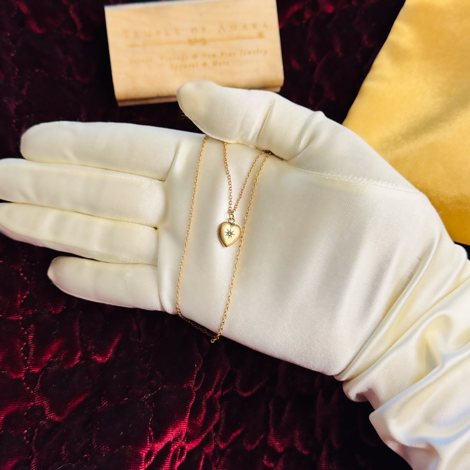 ANTIQUE 10K Gold Old Mine Cut Diamond Heart Puff Necklace -14″ -Victorian -1.6g