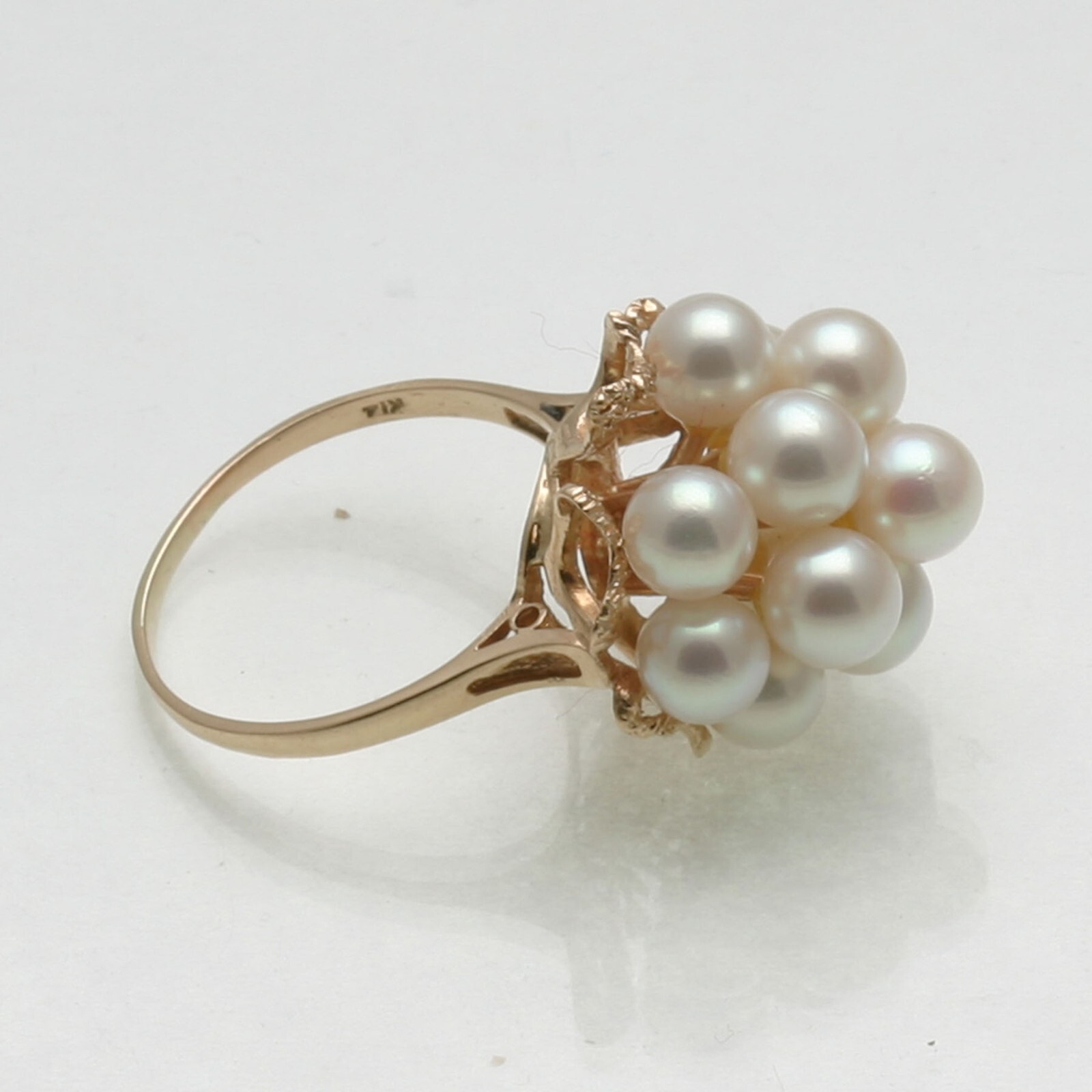 Vintage 14k yellow gold white pink Pearl Cocktail Ring Vintage large right hand