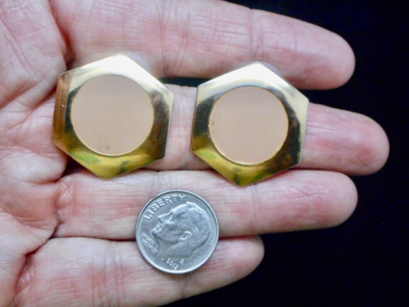 Vintage-1980’s Gold Tone w/Tan Enamel Pierced Earrings