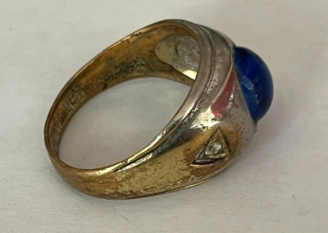 Vintage Men’s Ring With Blue Cabochon Stone & Clear Accent Stones Size 10