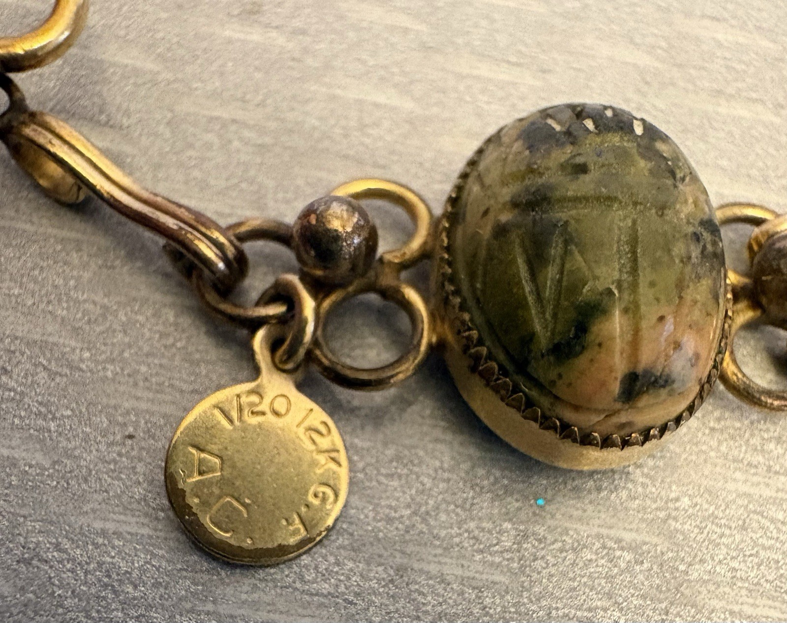 Vintage Goldfilled Carved Gemstone Scarab Bracelet signed AC 1/20 12K GF 7″