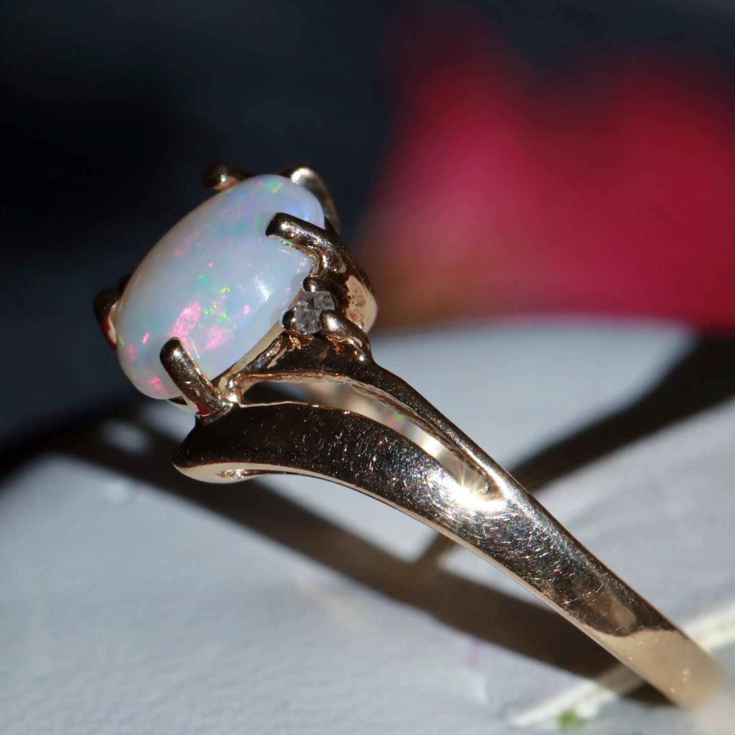 10k yellow gold size 5 ring 0.355ct Australian fiery opal diamond 1.52gr N3815